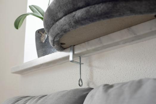 Kerbl Fensterliegebett - Katzenbett für die Fensterbank, Bezug abnehmbar und waschbar